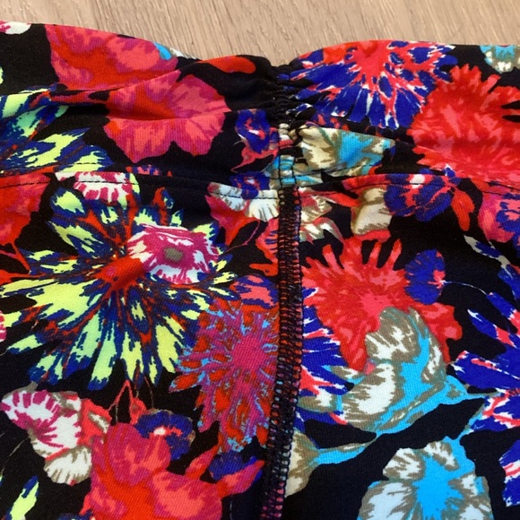 Calvin Klein Performance Ruched back Waist 7/8 Leggings - Size S - Picture 5 of 6